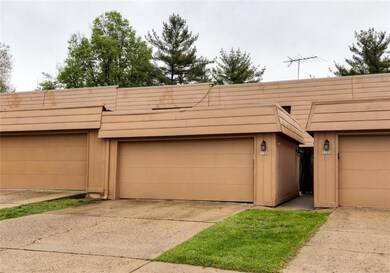 6750 School St unit 1124, Windsor Heights, IA 50324 - photo 2