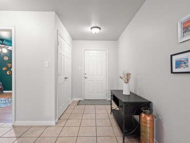 130 San Chez Dr, Gainesville, TX 76240 - photo 5