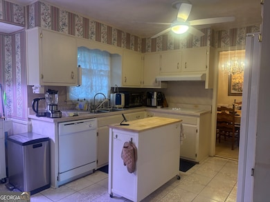 4605 Mercer Rd, Stone Mountain, GA 30083 - photo 7