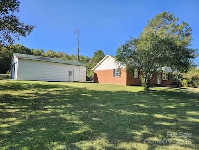 2448 Cambridge Dr, Lancaster, SC 29720 - photo 2