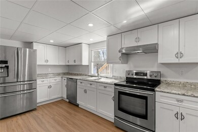 519 Forbes St unit B, Riverside, RI 02915 - photo 3