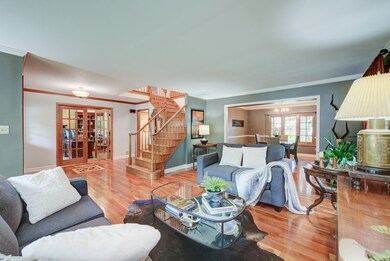 1195 E Gartner Rd, Naperville, IL 60540 - photo 5