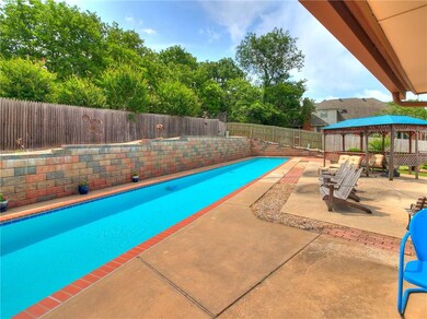 Enjoy the water in the Olympic length - 75 ft - la