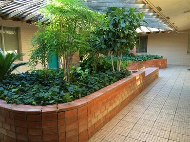 380 N 8th St, El Centro, CA 92243 - photo 5