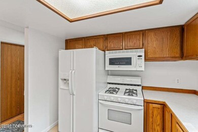 1265 Norman St unit 1, Anchorage, AK 99504 - photo 4