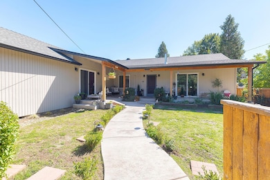 2951 Rogue River Hwy, Gold Hill, OR 97525 - photo 5