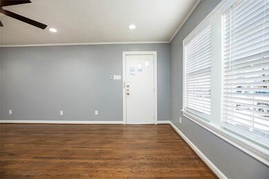 1202 Birdsall St, Houston, TX 77007 - photo 3
