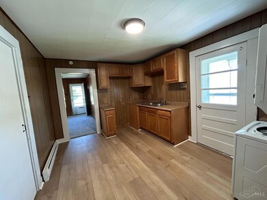 205 E Vine St, Felicity, OH 45120 - photo 6