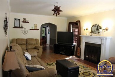 3121 SW Stafford St, Topeka, KS 66604 - photo 2