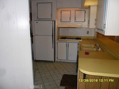 13882 Tam o Shanter Dr, Victorville, CA 92395 - photo 5