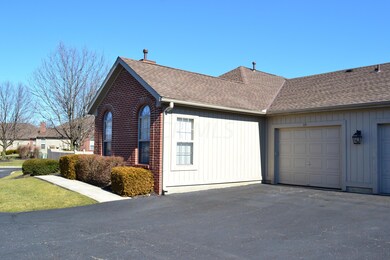 115 Potters Shed Dr unit 10115, Reynoldsburg, OH 43068 - photo 2