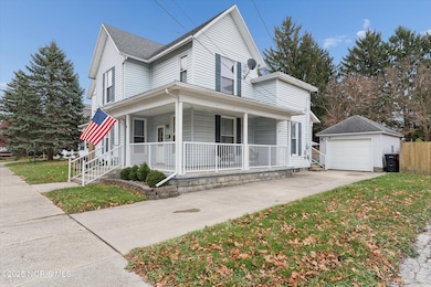 213 Cherry St, Findlay, OH 45840 - photo 2