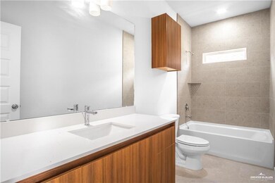 500 N Onyx Ave unit 4, Edinburg, TX 78541 - photo 4