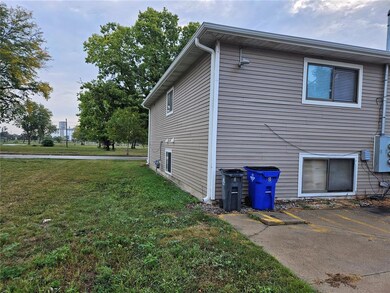 1024 Ellis Blvd NW, Cedar Rapids, IA 52405 - photo 4