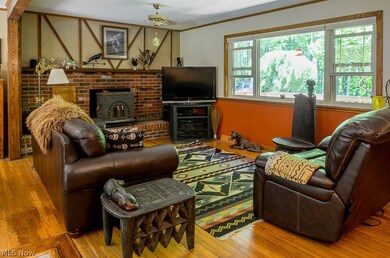 990 Crackel Rd, Aurora, OH 44202 - photo 2