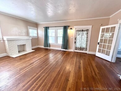 1102 4th Ave SW, Ardmore, OK 73401 - photo 2