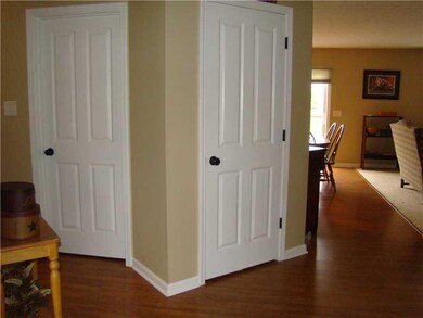 5668 Yorktown Rd, Plainfield, IN 46168 - photo 3