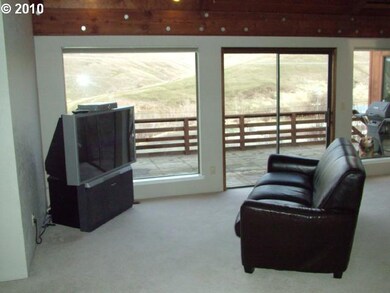 380 Thompson St, Heppner, OR 97836 - photo 7