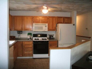 131 Erin Dr, Wakefield, RI 02879 - photo 3