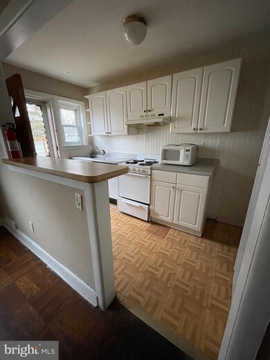 616 Macdade Blvd, Darby, PA 19023 - photo 6