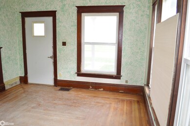 502 S Main St, Clarion, IA 50525 - photo 5