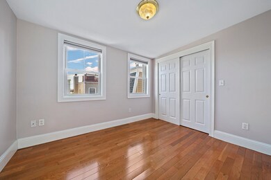 662 E 7th St unit 3, Boston, MA 02127 - photo 7