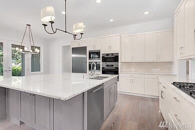 8814 SE 39th St, Mercer Island, WA 98040 - photo 7