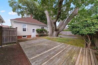 10 Waterman Ave, Cranston, RI 02910 - photo 4
