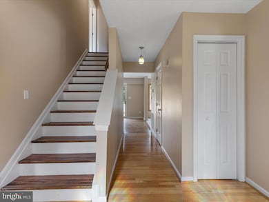 11702 Carol Ann Ct, Upper Marlboro, MD 20774 - photo 7