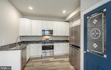 766 Queen St, Pottstown, PA 19464 - photo 6