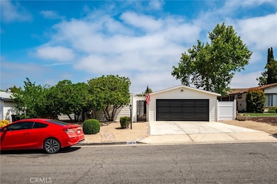 24836 Split Rail Rd, Wildomar, CA 92595 - photo 3