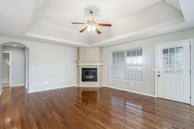 995 W. Cambridge-5