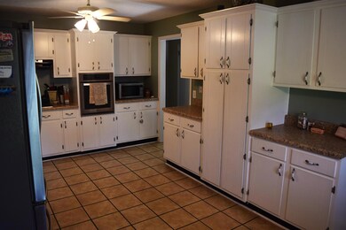 Kitchen (2)
