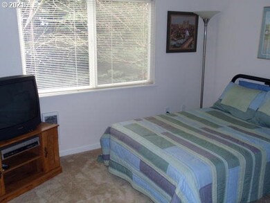 3882 Botticelli St, Lake Oswego, OR 97035 - photo 4