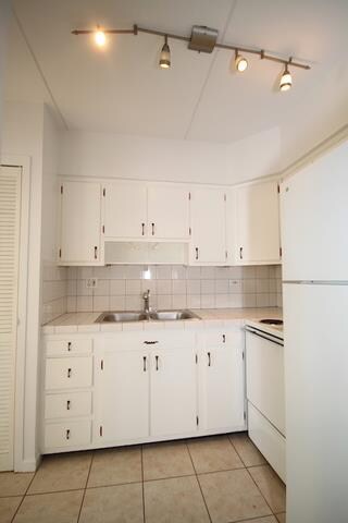 140 E Lake St unit 1A, Elmhurst, IL 60126 - photo 6