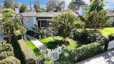 1608 W Riverside Dr, Burbank, CA 91506 - photo 2