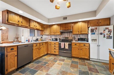 5193 W Hopewell Rd, Center Valley, PA 18034 - photo 7