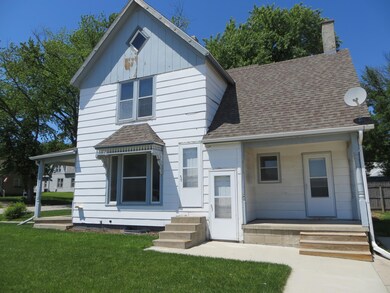 122 W. 7th St. Logan