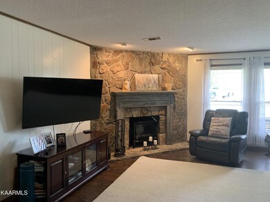 132 Dovenshire Dr, Crossville, TN 38558 - photo 5