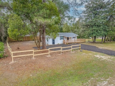 901 Arran Rd, Crawfordville, FL 32327 - photo 2