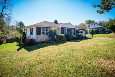 408 Grand Avenue Extension, Johnson City, TN 37601 - photo 2