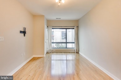 8005 13th St unit 311, Silver Spring, MD 20910 - photo 3