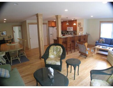 27 Main St unit B, York, ME 03909 - photo 3