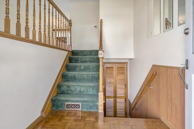 484 Daytona Rd, Columbus, OH 43228 - photo 6