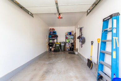 100 Village Creek Dr unit 17A, Lake In the Hills, IL 60156 - photo 5