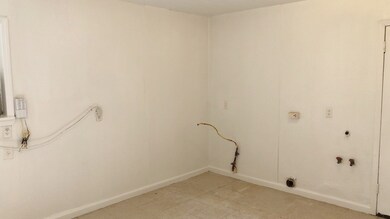 8010 Roswell St unit 3, Houston, TX 77022 - photo 6