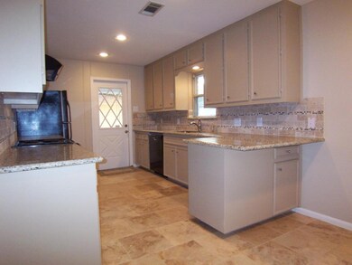 6310 Waltway Dr, Houston, TX 77008 - photo 5