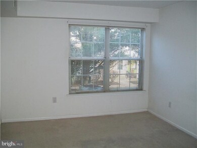 33021 Atkinson Place unit 11, Southampton, PA 18966 - photo 4