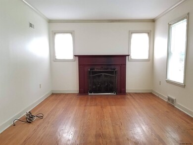 1530 Myron St, Schenectady, NY 12309 - photo 2