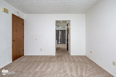 05-Living Room_KI_14-Edit